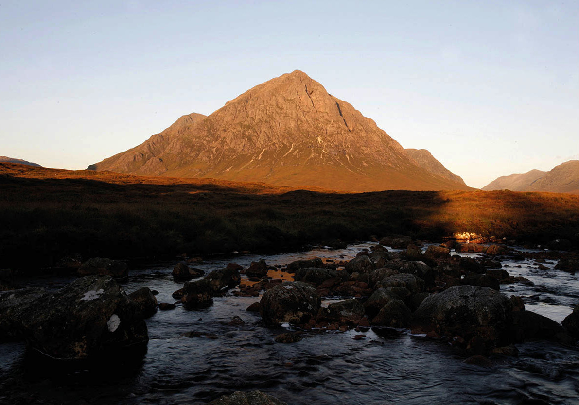 INSIGHT_GUIDES_HIGHLANDS_GLENCOE_1_Scotland_EC