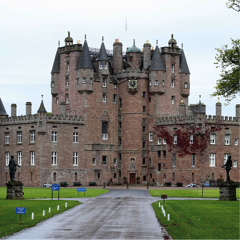 INSIGHT_GUIDES_PERTHSHIRE_GLAMIS_CASTLE_1_Scotland_EC