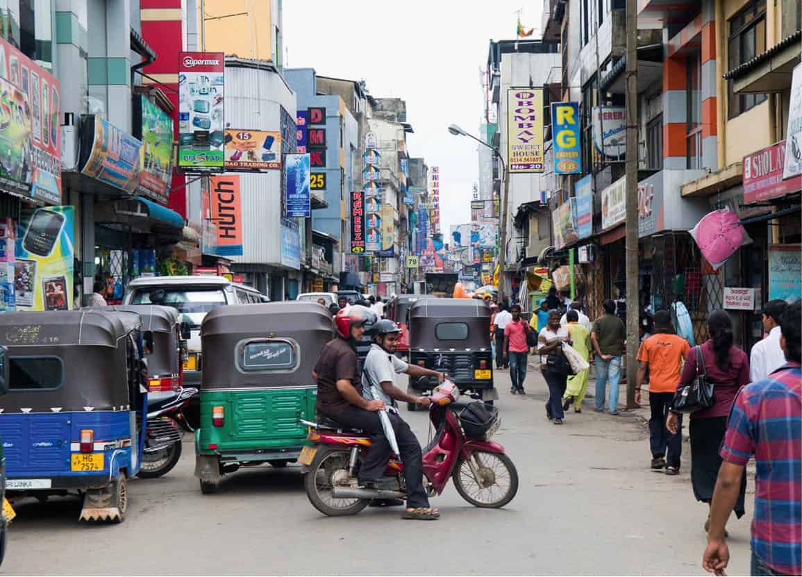 iStock_000017068853Medium_SriLanka_EC